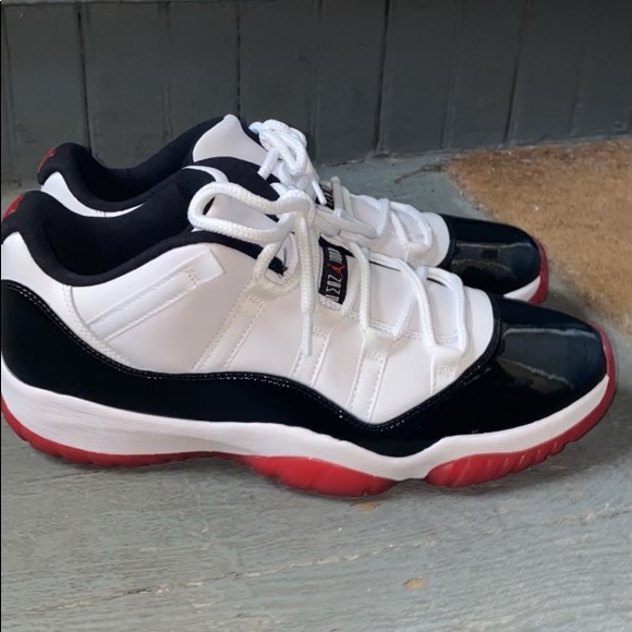 Jordan 11 low retro